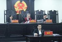 Hội đồng xét xử sơ thẩm vụ án liên quan Công ty Vàng Việt Nam, Công ty Vàng bạc Hoàn Huế.