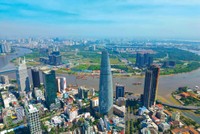 Mài giũa những viên ngọc ven sông