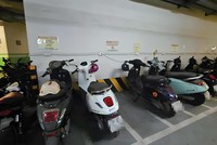 Chuyển đổi xanh không thể thành công nếu hạ tầng đô thị không đủ khả năng tiếp nhận thay đổi. Ảnh: Dũng Minh.