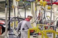 uật Đầu tư đã bổ sung thủ tục đầu tư đặc biệt đối với dự án đầu tư tại khu công nghiệp, khu chế xuất, khu công nghệ cao, khu kinh tế, khu thương mại tự do và trung tâm tài chính quốc tế. Trong ảnh: Hoạt động trong Khu công nghiệp Việt Hưng (Quảng Ninh). Ảnh: Đức Thanh.