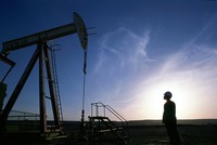 Giá dầu xuống dưới 50 USD/thùng và chưa dừng lại