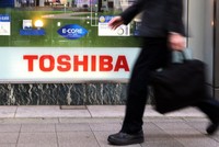 Hậu scandal gian lận tài chính, Toshiba phải bán một phần cho Canon