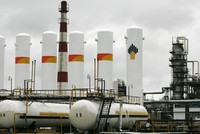 Thiếu tiền, Nga mời Trung Quốc và Ấn Độ mua cổ phần Rosneft