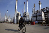 Iran sẵn sàng bơm nhiều dầu hơn nữa