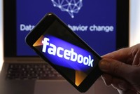 Facebook thừa nhận chia sẻ dữ liệu với các nhà sản xuất Trung Quốc