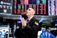 Phố Wall chấn động vì margin call, lo ngại cú nổ "bong bóng chứng khoán" bắt đầu