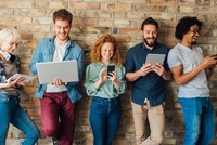 CEO FINA: Với người trẻ, đầu tư thất bại là bài học càng học sớm càng tốt