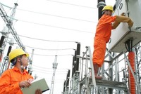 Giá bán điện còn mang màu sắc “bao cấp", doanh nghiệp sản xuất điện lỗ nặng