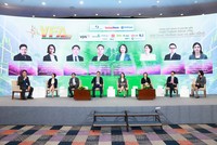 Toàn cảnh phiên thảo luận. Ảnh: Chí Cường
