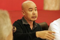 Đàn ông họ Đặng, chơi được mới làm được