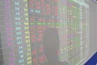 Mua cổ phiếu không báo cáo, mẹ thành viên ban kiểm soát FCM bị phạt 35 triệu đồng