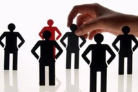 HQC có Phó tổng giám đốc phụ trách giáo dục