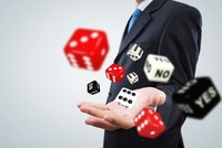 Nhận biết 4 nguy cơ mất việc, và bí quyết “điều hướng“