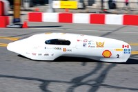 Mẫu xe chạy 700km chỉ tốn 1 lít xăng