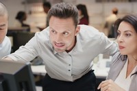 Khối ngoại giao dịch nhỏ giọt, trở lại bán ròng trong phiên leo đỉnh ngày 13/10