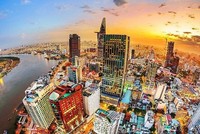 HSBC: Việt Nam vẫn đang lặng lẽ “phi những bước kiệu”