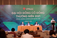 ĐHĐCĐ VPBank: Bán 50% vốn FE Credit, phát hành 15 triệu cổ phiếu ESOP