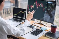 Giao dịch chứng khoán sáng 20/10: Cổ phiếu lớn tiếp tục "ép" thị trường, họ Viettel tỏa sáng