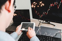 Chứng khoán thế giới đón năm mới với kỳ vọng đỉnh mới