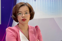 Bà Nguyễn Thị Hoạt, Chuyên gia Công ty chứng khoán TCBS chia sẻ tại Talkshow Chọn Danh Mục chủ đề Khôi phục niềm tin. Ảnh: Chí Cường