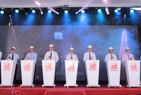 Tập đoàn Sao Mai (ASM) đã khởi động lắp đặt hệ thống thiết bị chính của nhà máy điện mặt trời (giai đoạn II - huyện Tịnh Biên)