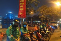 Cứ tối đến các thành viên trong đội cứu hộ FAS Angel lại tỏa ra các ngả đường để cứu giúp người bị nạn (ảnh FAS Angel).