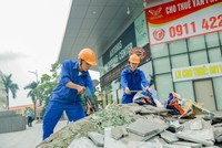 Vận động liên tục trong thời tiết nắng nóng sẽ khiến cơ thể mất nước và giảm sự bền bỉ.