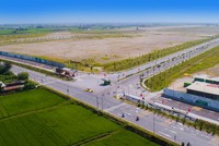 Bất động sản công nghiệp cũng ráo riết chuyển mình để bắt kịp nhu cầu chuyển đổi xanh.