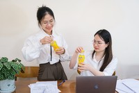 Nước tăng lực Number 1 đồng hành cùng người lao động thuộc nhiều ngành nghề khác nhau.