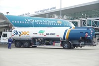 Từ năm 2024, Vietnam Airlines và Vietjet Air đã thực hiện các chuyến bay sử dụng SAF