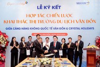 Crystal Holidays và Cảng Hàng không Quốc tế Vân Đồn ký hợp tác chiến lược về phát triển du lịch