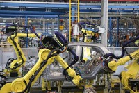 Doanh nghiệp ô tô ngoại “ngại” đầu tư nhưng lo mất phần béo bở ở thị trường Việt