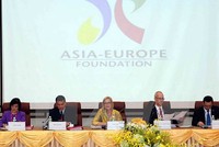 Đoàn chủ tịch chủ trì hội nghị ASEF. Ảnh: TTXVN.