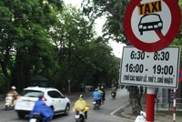 Sẽ có 13 tuyến đường phố cấm taxi để bảo đảm chống ùn tắc dịp Tết Nguyên đán 2018. (Ảnh minh họa: HNMO)