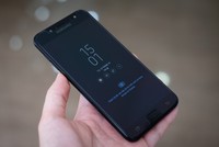 7 smartphone tầm trung nổi bật nửa cuối năm 2017