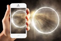 Nhiều người vô tình tiếp tay cho việc phát tán thông tin thất thiệt, vô bổ. Ảnh minh họa: DailyStar