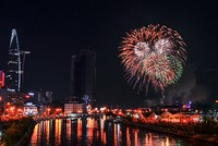 Dự kiến TP HCM sẽ bắn pháo hoa tại 6 điểm để đón mừng năm mới 2018. Ảnh: Duy Trần.