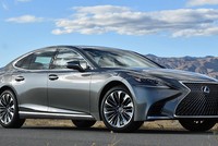 Toyota Việt Nam công bố giá cho 3 dòng xe Lexus LS 500h, giá cao nhất 8,46 tỷ đồng
