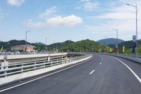 Dự án hầm Đèo Cả - do doanh nghiệp trong nước thực hiện - không những rút ngắn thời gian xây dựng, mà còn bảo đảm chất lượng và tiết kiệm khá nhiều chi phí. Ảnh: Đ.T