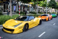 Dàn siêu xe triệu USD trên phố Sài Gòn