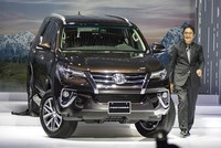 Ông Yoshihisa Maruta hết nhiệm kỳ cuối 2016, ông Toru Kinoshita (trong ảnh) thay thế làm Tổng giám đốc Toyota Việt Nam và ra mắt chiếc Fortuner nhập khẩu đầu 2017. Ảnh: AD.