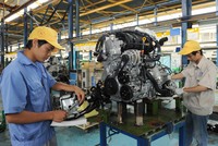 Các doanh nghiệp nhập khẩu và lắp ráp ô tô trong nước đều nắm rõ thông tin từ ngày 1/1/2018, động cơ xe mới phải đạt tiêu chuẩn khí thải Euro 4 - Ảnh: K.Linh