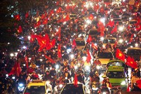 Nhiều lãnh đạo doanh nghiệp lên kế hoạch tổ chức nhân viên đi cổ vũ U23 Việt Nam đá chung kết vào cuối tuần này. Ảnh: Ngọc Thành