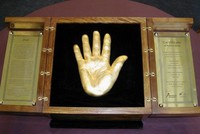 Bức tượng tạc bàn tay cựu Tổng thống Mandela duy nhất trên thế giới. (Nguồn: Malcolm Duncan)