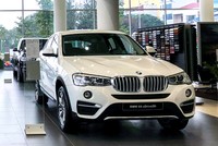 BMW X4 tại đại lý BMW Long Biên của Trường Hải.