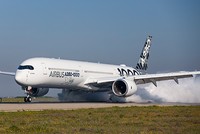 Máy bay A350-1000 trong tour trình diễn ở châu Á, Thái Bình Dương.
