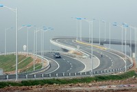 Tuyến cao tốc này sẽ rút ngắn cự ly vận tải từ 3 tỉnh đến cảng biển, sân bay; cửa khẩu quốc tế tại Hải Phòng, Quảng Ninh. (Ảnh minh họa. Nguồn: Internet)