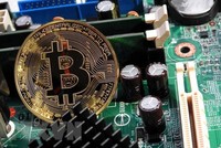 Biểu tượng đồng Bitcoin. (Nguồn: FORTUNE/TTXVN)