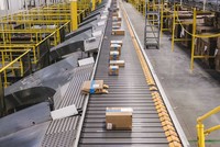 Amazon sẽ hỗ trợ doanh nghiệp Việt xuất khẩu trực tuyến. Ảnh: Wall Street Nation.