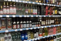 Hàng hóa nhập khẩu trong một cửa hàng ở Bình Nhưỡng. Ảnh: NK News